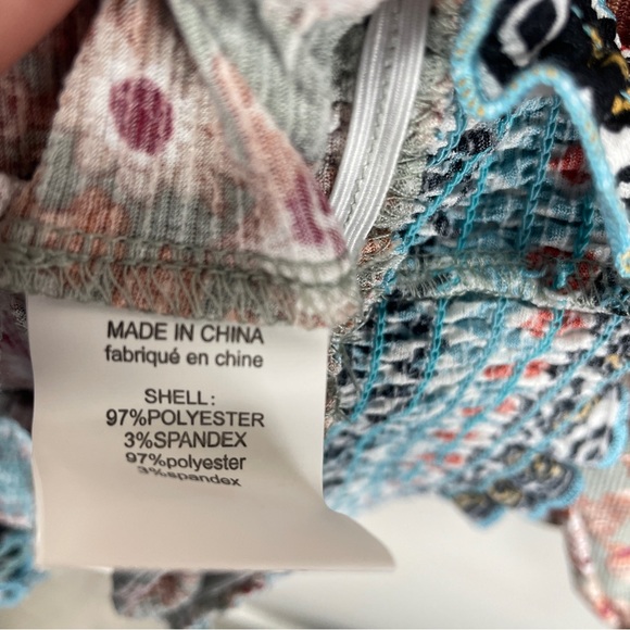 MELLODAY Womens Floral Crossover Top Blouse Size 1X NWT - Picture 5 of 6